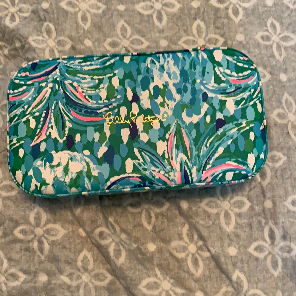 Lilly Pulitzer GWP jewelry case